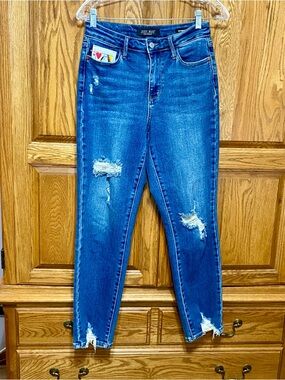 Judy Blue High Waisted Queen of Hearts  Boyfriend Fit Jeans Womens Sz 3|26 88569